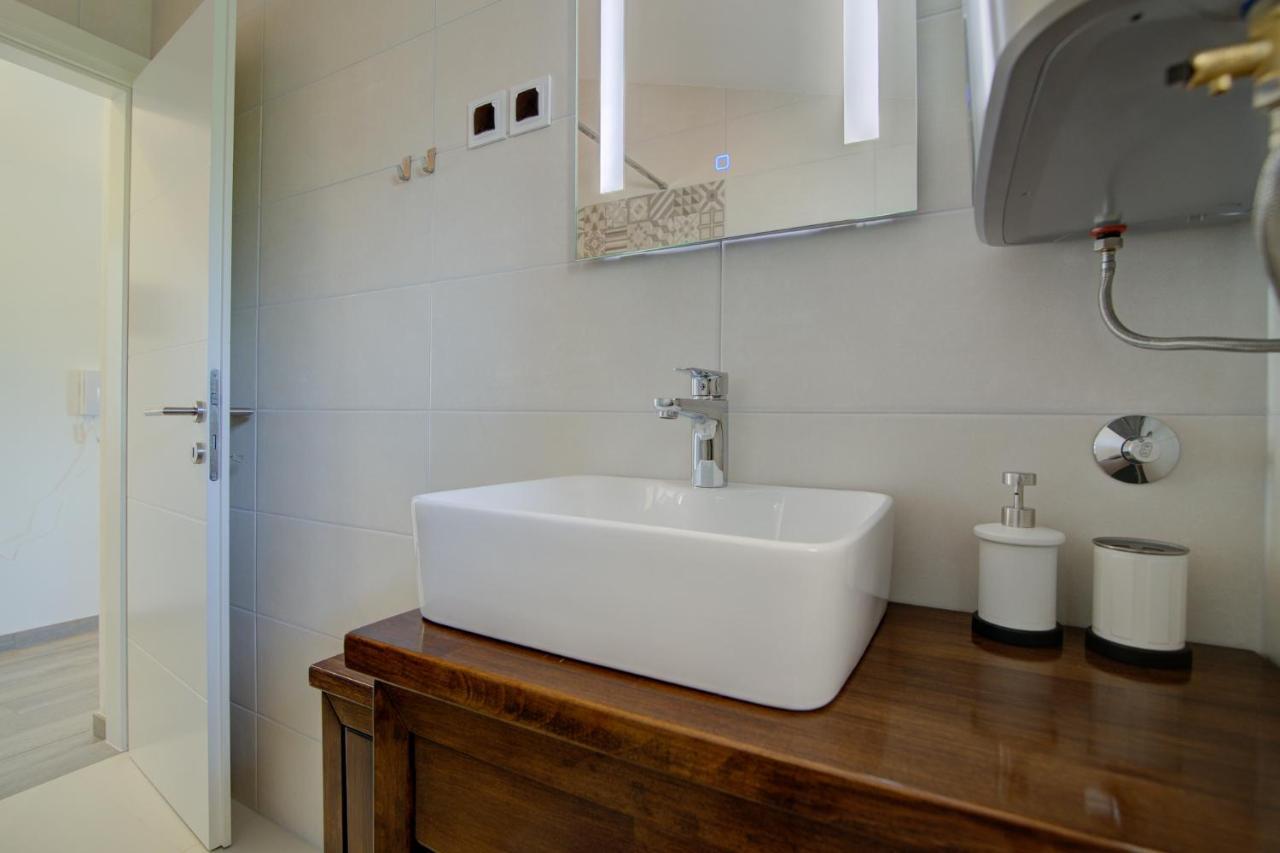 Visumapartments Senj  Bagian luar foto