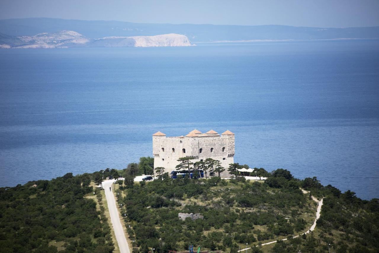 Visumapartments Senj  Bagian luar foto
